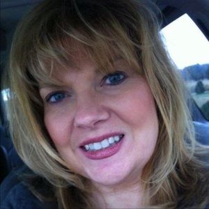 Meet your Posher, Gail